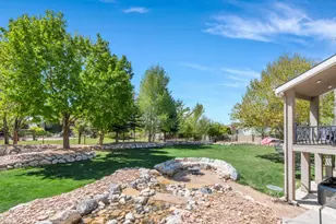 1190 E Wintergreen Ct N, Alpine, UT 84004 - Photo 20