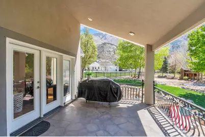 1190 E Wintergreen Ct N, Alpine, UT 84004 - Photo 40