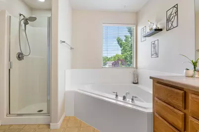 12238 S Madison View Dr W, Riverton, UT 84065 - Photo 18