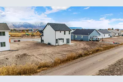 211 N 900 W, Garland, UT 84312 - Photo 32