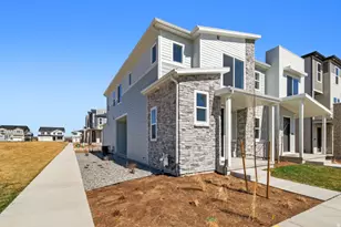 6361 W Pyramid Peak Ln, Herriman, UT 84096 - Photo 2