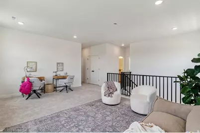 1224 E Amarylis Way, Layton, UT 84040 - Photo 8