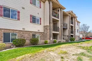 8212 N Cedar Springs Rd, Eagle Mountain, UT 84005 - Photo 28