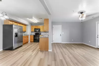 8212 N Cedar Springs Rd #3, Eagle Mountain, UT 84005 - Photo 4