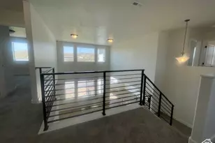 6709 S Skyloop Dr W, West Jordan, UT 84081 - Photo 10