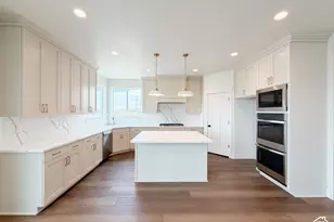 8521 S Maple Water Dr W, West Jordan, UT 84081 - Photo 4