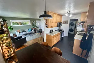 1916 E La Cresta Dr, Cottonwood Heights, UT 84121 - Photo 10