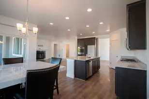 1372 S Homestead Ln, Syracuse, UT 84075 - Photo 10