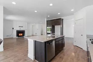 1372 S Homestead Ln, Syracuse, UT 84075 - Photo 8