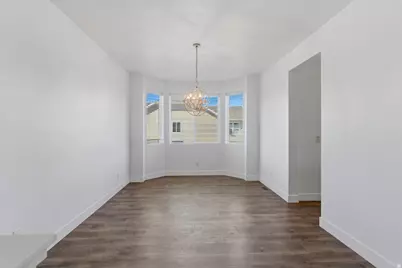 1372 S Homestead Ln, Syracuse, UT 84075 - Photo 10