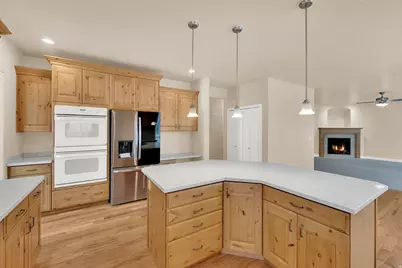 3047 W Chalk Creek Way S, South Jordan, UT 84095 - Photo 8