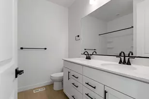 6353 W Pyramid Peak Ln, Herriman, UT 84096 - Photo 18