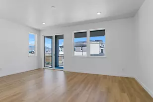 6353 W Pyramid Peak Ln, Herriman, UT 84096 - Photo 8