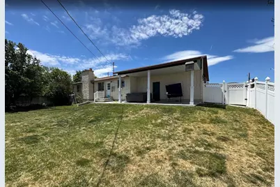 515 S 400 W, Ferron, UT 84523 - Photo 2