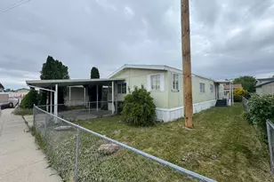 1298 W Prodo Vista Dr S, West Valley, UT 84119 - Photo 2