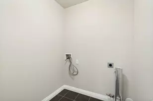 350 S 200 E, Salt Lake City, UT 84111 - Photo 22