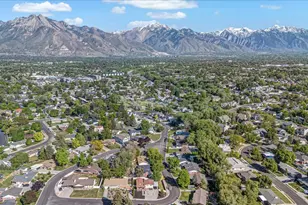 4600 S Creekview Dr, Murray, UT 84107 - Photo 48