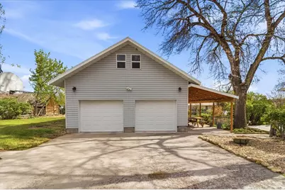 286 N State St E, Fairview, UT 84629 - Photo 4