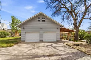 286 N State St E, Fairview, UT 84629 - Photo 4
