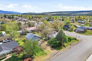 286 N State St E, Fairview, UT 84629 - Photo 30