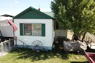 140 E Carson Ave S, East Carbon, UT 84520 - Photo 1