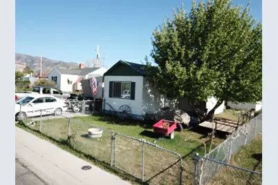 140 E Carson Ave S, East Carbon, UT 84520 - Photo 20