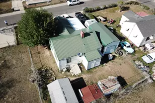 140 E Carson Ave S, East Carbon, UT 84520 - Photo 16