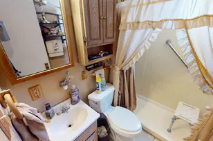 140 E Carson Ave S, East Carbon, UT 84520 - Photo 6