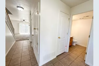 879 N 1125 W, Layton, UT 84041 - Photo 10