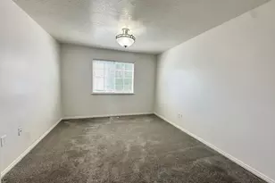 879 N 1125 W, Layton, UT 84041 - Photo 20