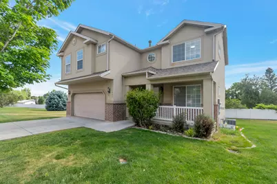 848 S Apple Grove Ln, Pleasant Grove, UT 84062 - Photo 2