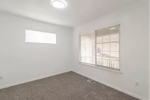 848 S Apple Grove Ln, Pleasant Grove, UT 84062 - Photo 12