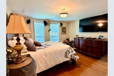12080 S Mill Ridge Cir, Sandy, UT 84094 - Photo 10
