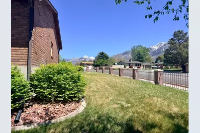 12080 S Mill Ridge Cir, Sandy, UT 84094 - Photo 4