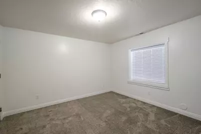 2122 N Millet Pl, Saratoga Springs, UT 84045 - Photo 32