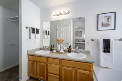 2122 N Millet Pl, Saratoga Springs, UT 84045 - Photo 16