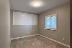 928 W 20 N, Orem, UT 84057 - Photo 24