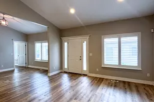 928 W 20 N, Orem, UT 84057 - Photo 4