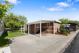 360 W 400 N, Springville, UT 84663 - Photo 2