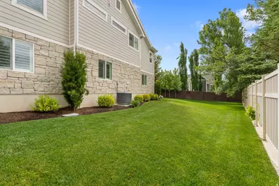 646 E 600 S, Kaysville, UT 84037 - Photo 36