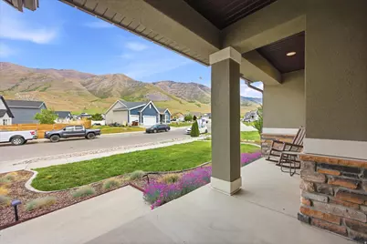 8185 N Cobblerock Rd E, Lake Point, UT 84074 - Photo 4