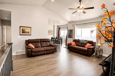 1139 E 200 S, Santaquin, UT 84655 - Photo 6