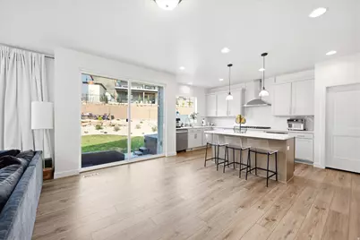 1728 W Royal Cir N, Lehi, UT 84048 - Photo 10