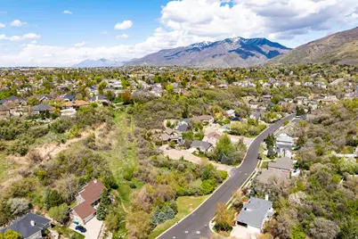 2141 E Oak Ln E #5, Layton, UT 84040 - Photo 34