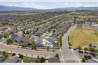 8374 S 6465 W, West Jordan, UT 84081 - Photo 46