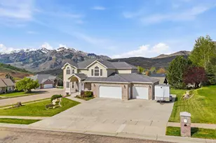 6849 Black Powder Rd, Mountain Green, UT 84050 - Photo 36