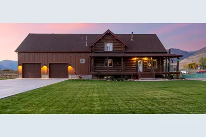7768 E 1075 N, Huntsville, UT 84317 - Photo 2