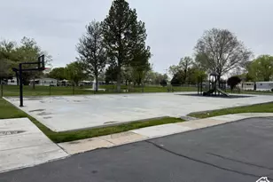 4501 S Little Mountain Dr W, Taylorsville, UT 84123 - Photo 24