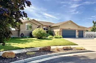 5119 Pine Laurel Ln W, West Jordan, UT 84081 - Photo 2