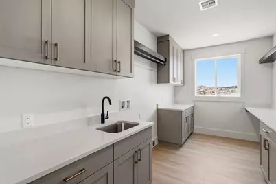 2242 S 2925 St W, Cedar City, UT 84720 - Photo 22